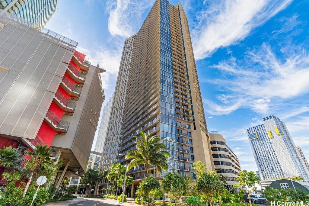 987 Queen Street 3602, Honolulu, HI 96814