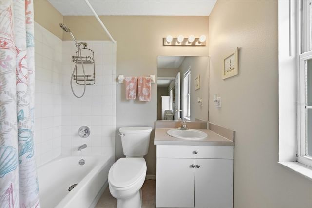 3835 NE 13TH AVENUE, Ocala, FL 34479