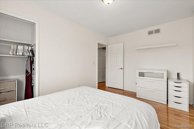 44012 Carrnation Drive, Sterling Heights, MI 48313