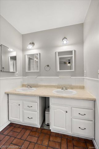 44012 Carrnation Drive, Sterling Heights, MI 48313