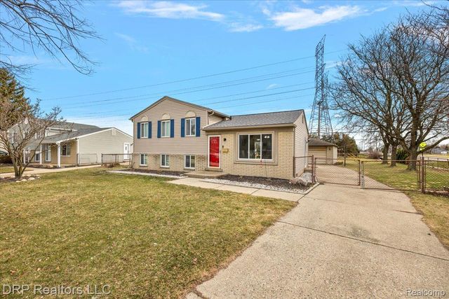 44012 Carrnation Drive, Sterling Heights, MI 48313