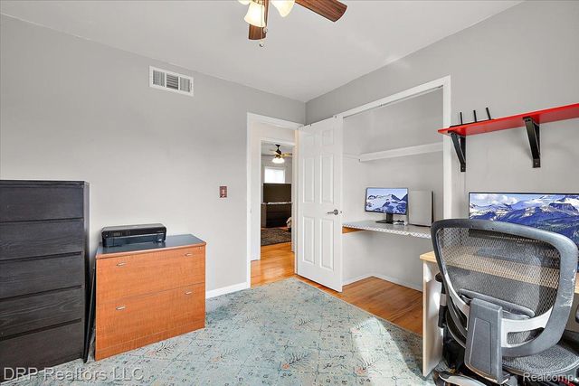 44012 Carrnation Drive, Sterling Heights, MI 48313