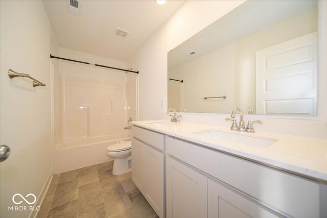 1240 Patens Drive, Greenwood, IN 46143