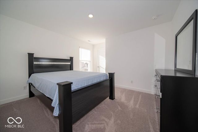 1240 Patens Drive, Greenwood, IN 46143