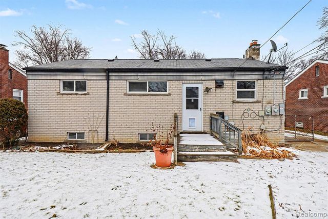 7882 Campbell Street, Taylor, MI 48180