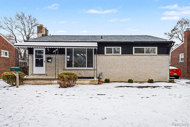 7882 Campbell Street, Taylor, MI 48180