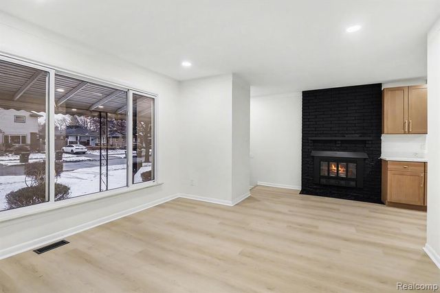 7882 Campbell Street, Taylor, MI 48180