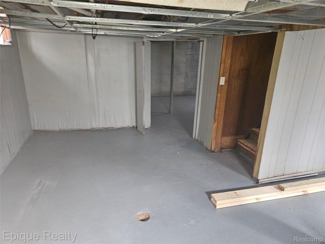 6137 Radnor Street, Detroit, MI 48224