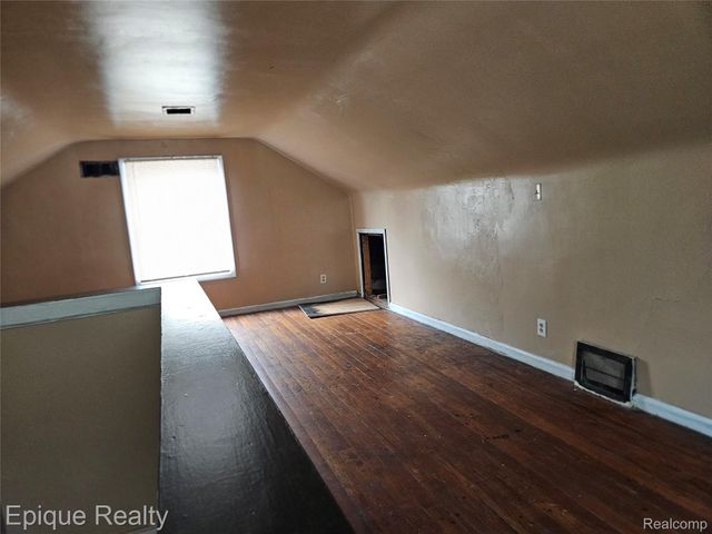 6137 Radnor Street, Detroit, MI 48224