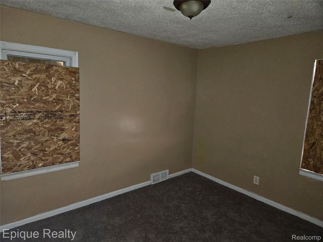 6137 Radnor Street, Detroit, MI 48224