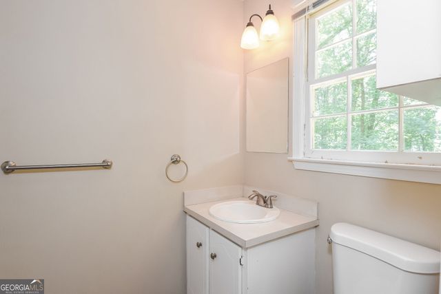3801 Stonewall Drive NW, Kennesaw, GA 30152