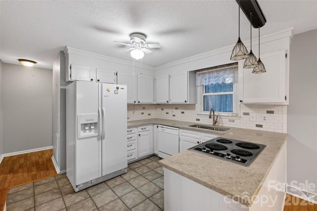 3550 Farm Lake Drive SW, Concord, NC 28027