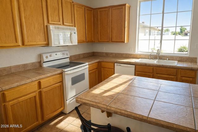 2056 E STEPHENS Place, Chandler, AZ 85225