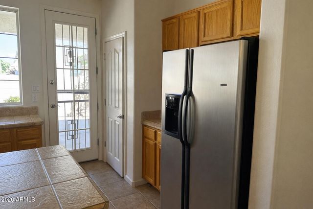 2056 E STEPHENS Place, Chandler, AZ 85225