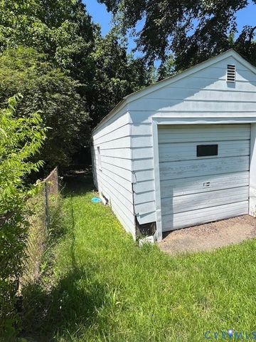 424 Elm St, Petersburg, VA 23803