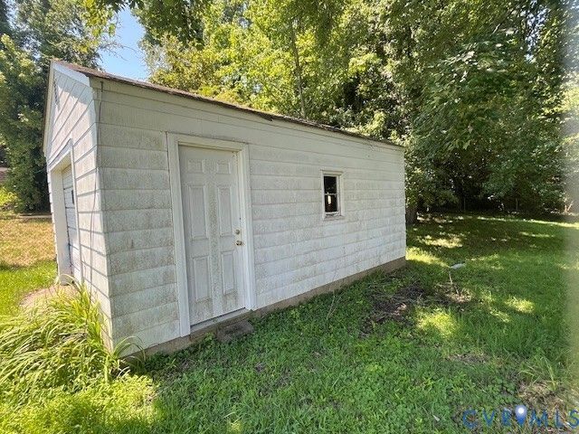 424 Elm St, Petersburg, VA 23803