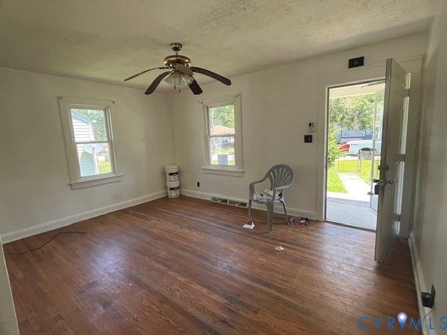 424 Elm St, Petersburg, VA 23803