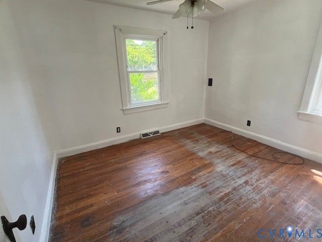 424 Elm St, Petersburg, VA 23803