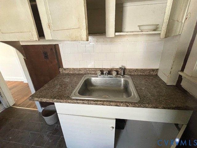 424 Elm St, Petersburg, VA 23803