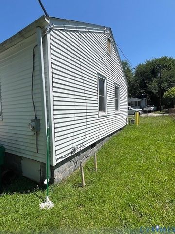 424 Elm St, Petersburg, VA 23803