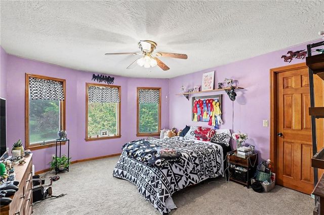 1056 NW High Point Drive, Lee's Summit, MO 64081