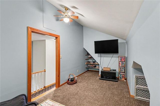 1056 NW High Point Drive, Lee's Summit, MO 64081