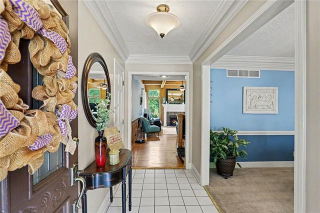 1056 NW High Point Drive, Lee's Summit, MO 64081