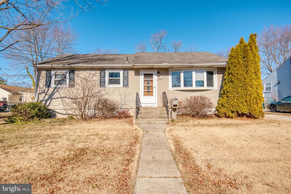 203 E MONROE AVE, Magnolia, NJ 08049