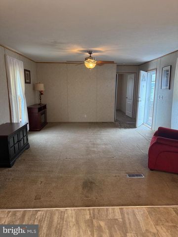 278 PFAUTZ HILL RD, Stevens, PA 17578