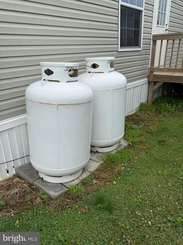 278 PFAUTZ HILL RD, Stevens, PA 17578