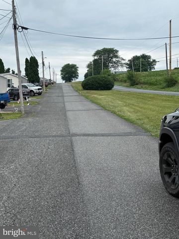 278 PFAUTZ HILL RD, Stevens, PA 17578