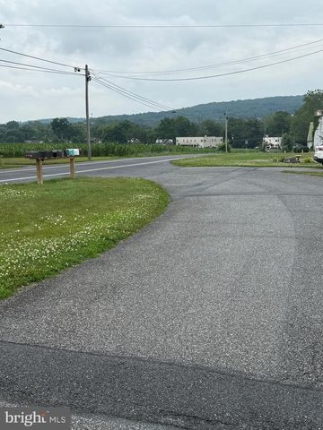 278 PFAUTZ HILL RD, Stevens, PA 17578