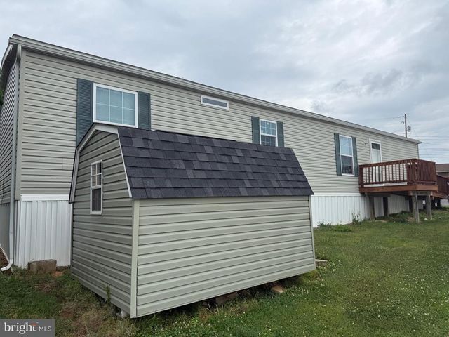 278 PFAUTZ HILL RD, Stevens, PA 17578