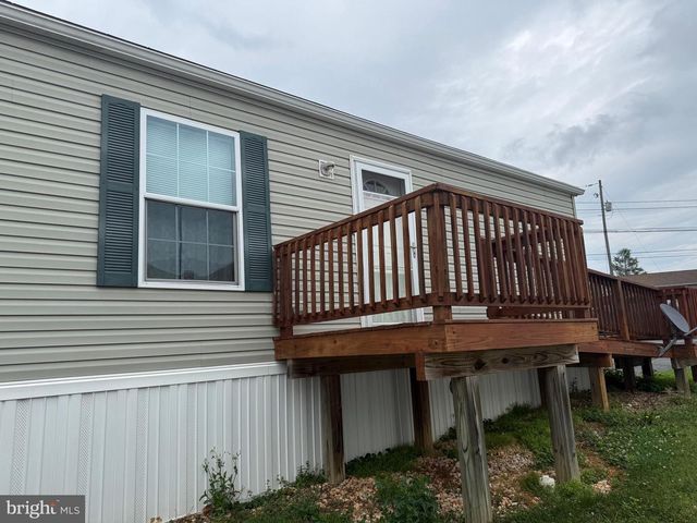 278 PFAUTZ HILL RD, Stevens, PA 17578