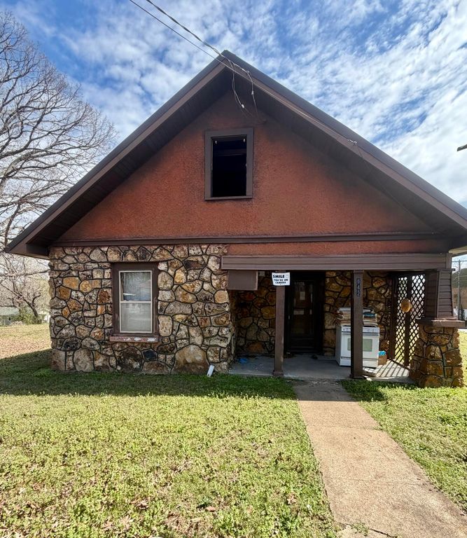 842 S Curry Street, West Plains, MO 65775