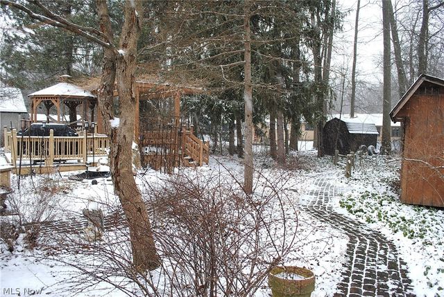 5743 Mills Creek Lane, North Ridgeville, OH 44039