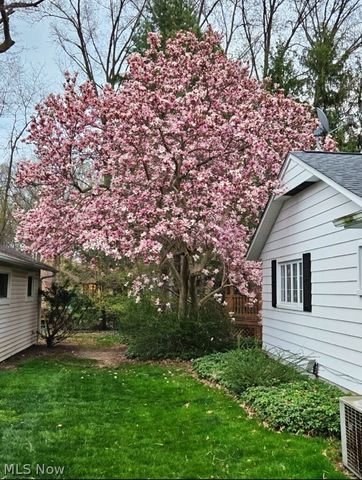 5743 Mills Creek Lane, North Ridgeville, OH 44039