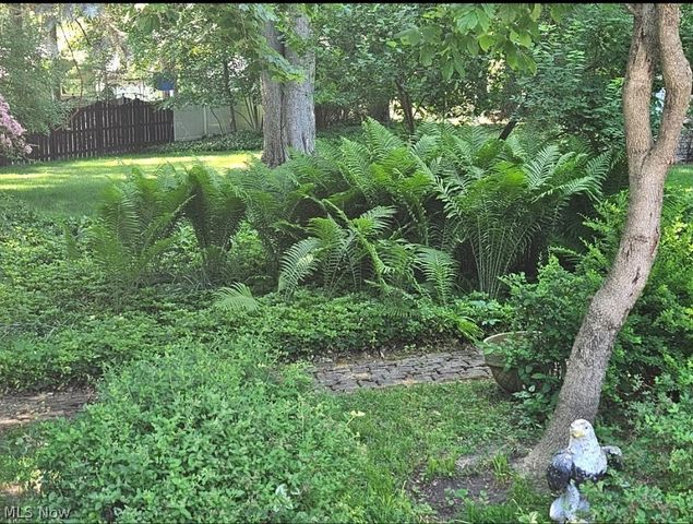 5743 Mills Creek Lane, North Ridgeville, OH 44039