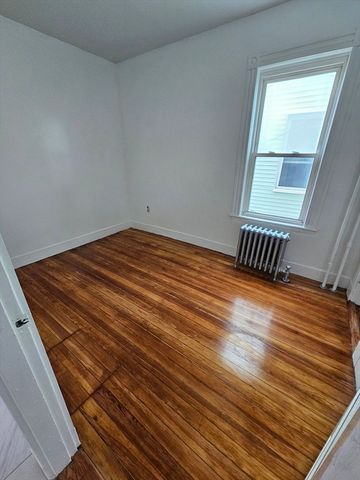 17 Dix St 3, Boston, MA 02122