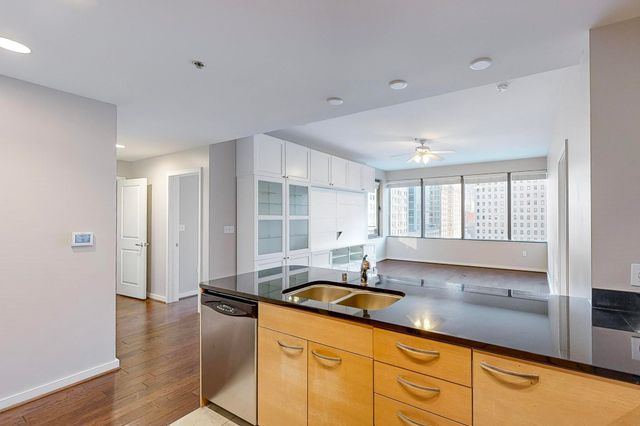 1200 Main Street, Dallas, TX 75202