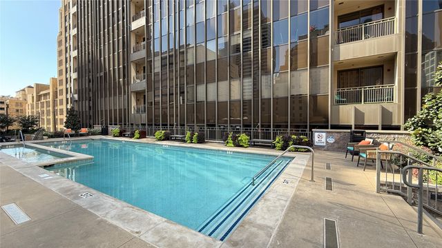1200 Main Street, Dallas, TX 75202
