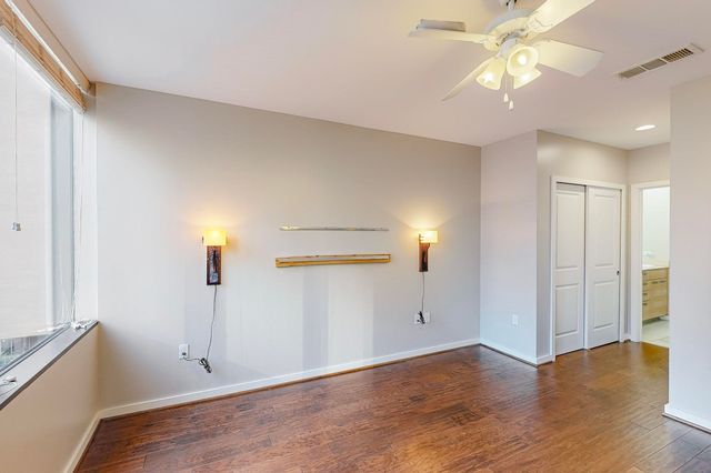 1200 Main Street, Dallas, TX 75202
