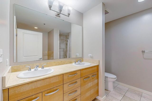1200 Main Street, Dallas, TX 75202