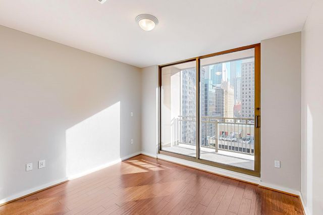 1200 Main Street, Dallas, TX 75202