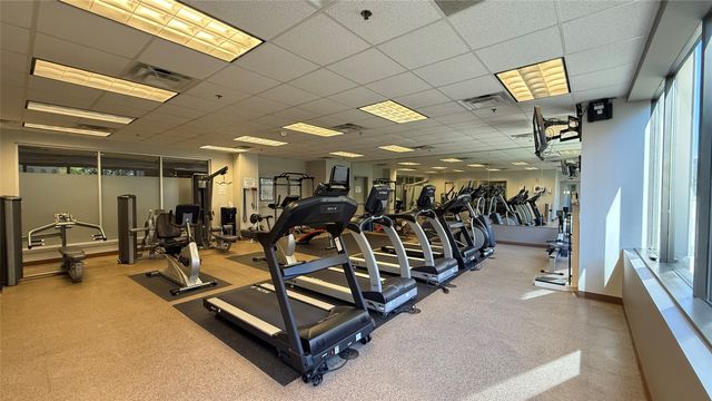1200 Main Street, Dallas, TX 75202