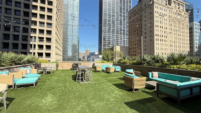 1200 Main Street, Dallas, TX 75202