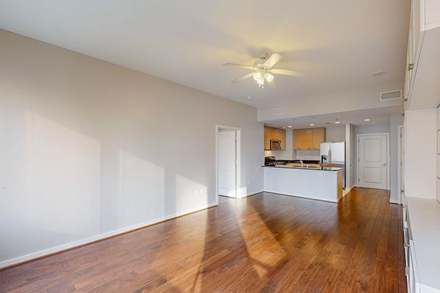 1200 Main Street, Dallas, TX 75202