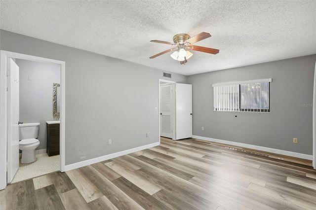 11709 RAINTREE VILLAGE BOULEVARD C, Temple Terrace, FL 33617