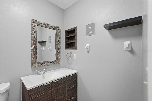 11709 RAINTREE VILLAGE BOULEVARD C, Temple Terrace, FL 33617