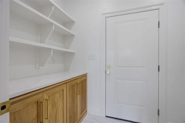 222 Jones Road, Lake Charles, LA 70611